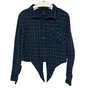 FOREVER 21 Plaid Button Down Shirt